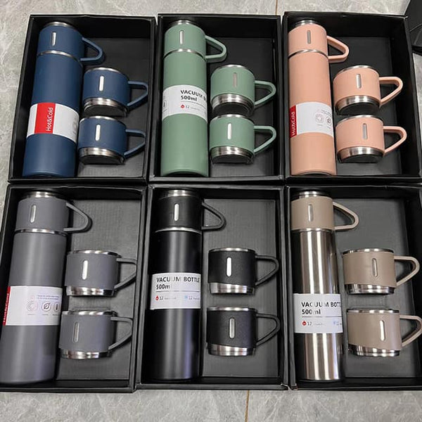 Vacuum Flask Set ( Random Colors) – Arham Smart