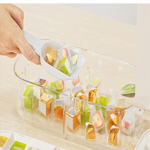 Ice Bucket Kitchen Refrigerated Ice Cube Storage Box Ice Ball Maker Ice Organizer with Shovel - Image 7