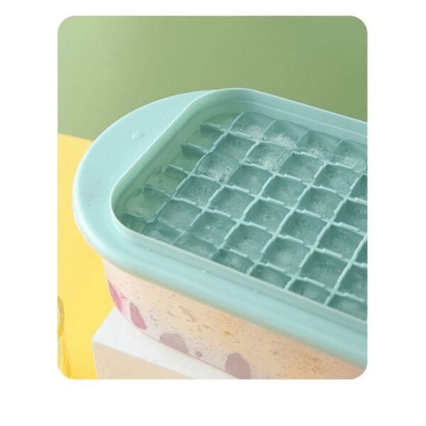 Ice Cube Tray Mold Ice Maker With Lid and Box - 62 Ice Cubes - Image 5