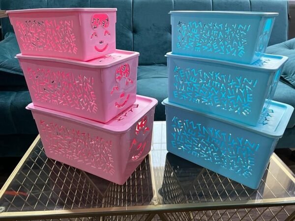 Plastic Pack Of  3 Smiley Face Storage Basket (With Lids)   ✨☑  Random Colours ✨ - Image 2