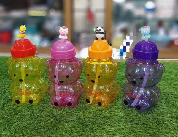 Plastic Fama & Uzzi. Kid's Bear Water Bottle with Straw   Rs : 180/-  Each💫🌟 Random Colours 💫💫