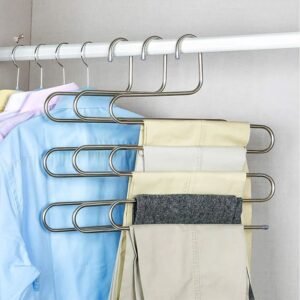 Stainless Steel Clothes Heavy Hanger (Shopper Packing) Black colour only