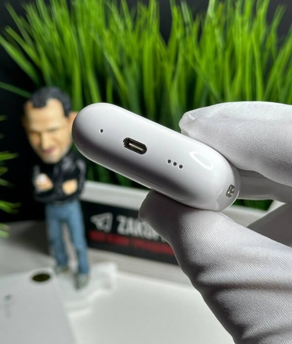 AirPods Pro (2nd generation) Wireless Headset – White - Image 4