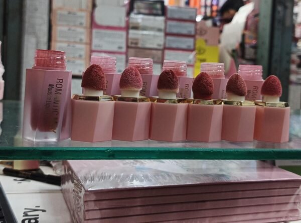 Romantic may  Orignal 🇨🇳  Liquid blush  Pack of 6 just 