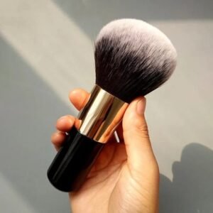 Soft Brushes Beauty Powder Face Blush  Brush Powder Foundation Brush Women Makeup Tool    Rs. 100/- ☑